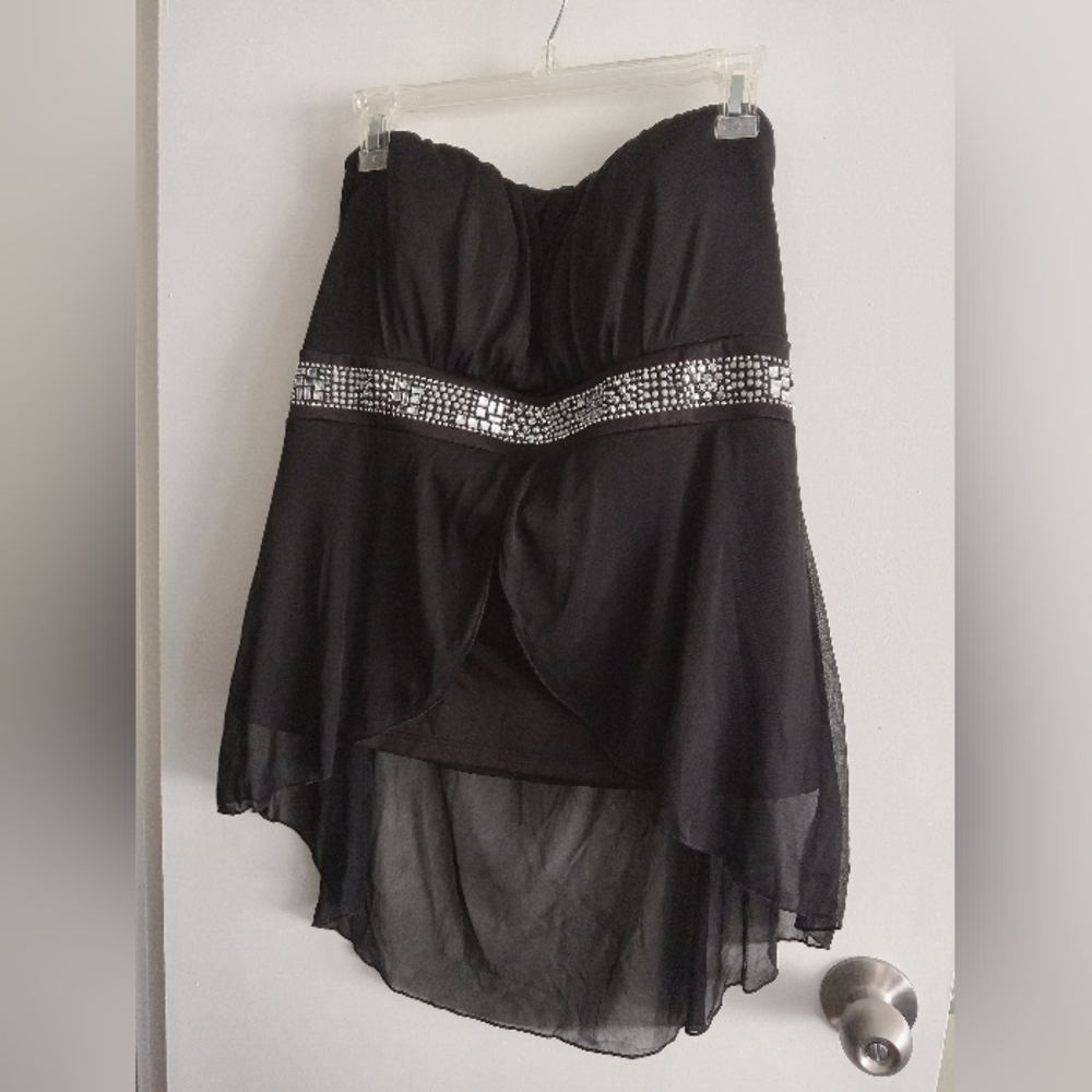 Elegant Black Strapless Top with Gem Accents Size 3x Klaxons    T1